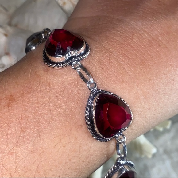 Raspberry Red Quartz heart multi-gem handcrafted Bracelet - Picture 10 of 12